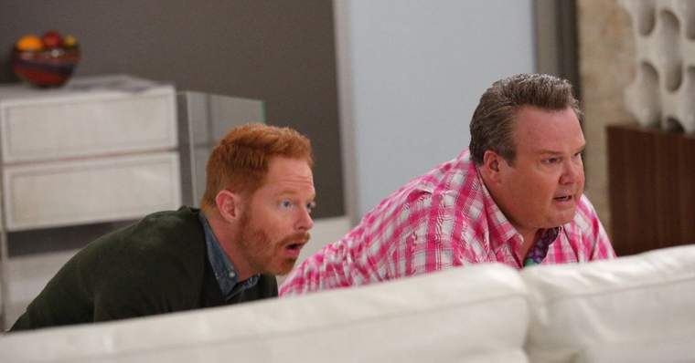 Modern Family 15 Best Episodes Ranked - Phil's Sexy, Sexy House (Season 7, Episode 7)