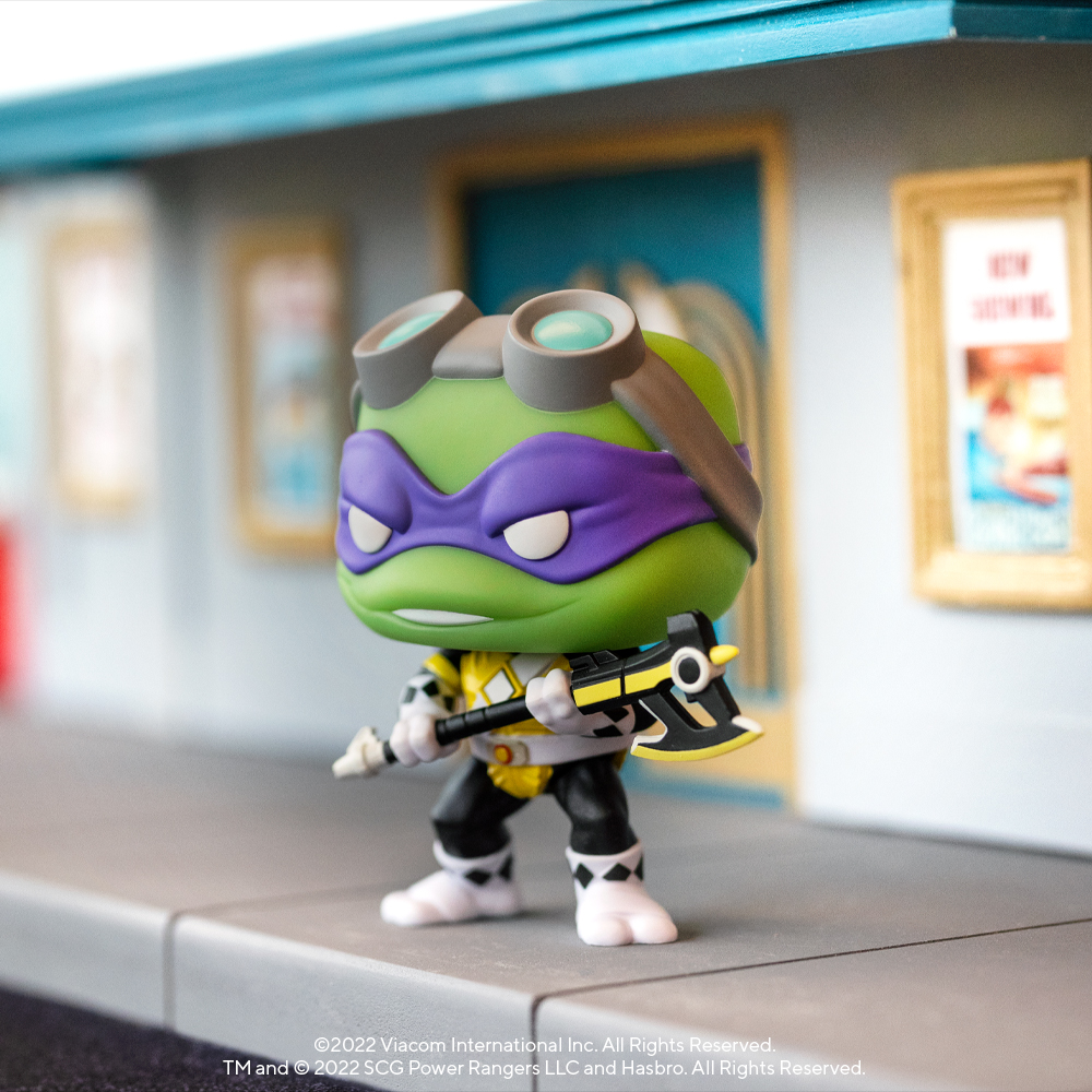 Funko Pop! Retro Toys: Teenage Mutant Ninja Turtles X Mighty Morphin Power Rangers - Donatello as Black Ranger Funko Pop! Vinyl Figure – San Diego Comic-Con (SDCC) 2022 and Funko Shop Exclusive